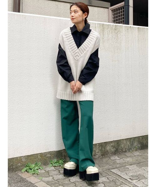 EMODA（エモダ）の「タックショルダーロングシャツ（シャツ/ブラウス・レディース・ホワイト/ブラック・FREE）」の15枚目の写真