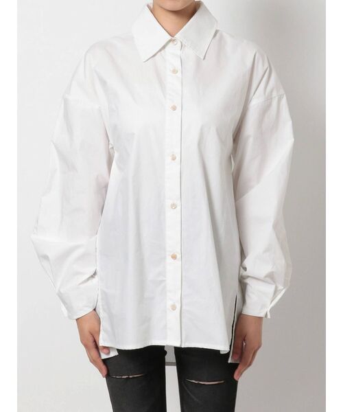 EMODA（エモダ）の「タックショルダーロングシャツ（シャツ/ブラウス・レディース・ホワイト/ブラック・FREE）」の4枚目の写真