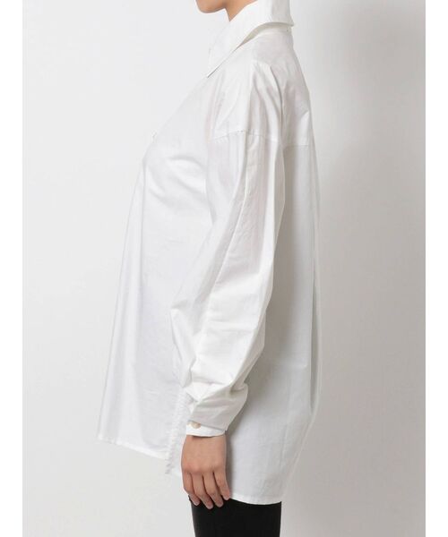 EMODA（エモダ）の「タックショルダーロングシャツ（シャツ/ブラウス・レディース・ホワイト/ブラック・FREE）」の8枚目の写真
