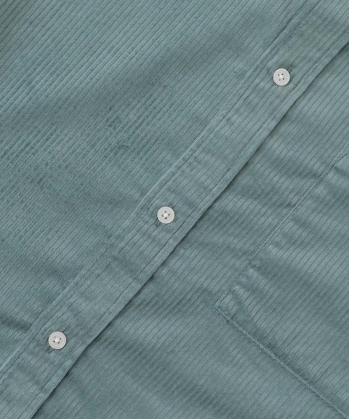 URBAN RESEARCH（アーバンリサーチ）の「ライトウェイトコーデュロイバンドカラーシャツ（シャツ/ブラウス・メンズ・ベージュ系その他/グリーン系その他/オフホワイト・MEDIUM/LARGE）」の22枚目の写真