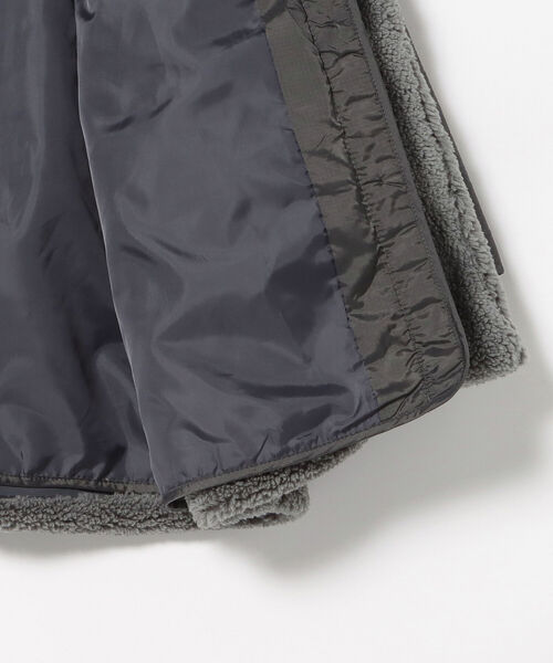 BEAMS HEART（ビームスハート）の「BEAMS HEART / ボアベスト付き キルティングブルゾン（ブルゾン・レディース・チャコールグレー/ベージュ・FREE）」の22枚目の写真