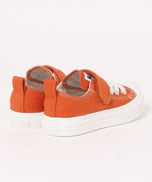 CONVERSE(コンバース)の「converse コンバース CHILD ALL STAR LIGHT V-1 OX キッズスニーカー【軽量】(チャイルドオールスターライトV-1OX) 37301330/37301332(スニーカー・キッズ・ブラウン/オレンジ・15.0cm/19.0cm/16.0cm/21.0cm/17.0cm/20.0cm/18.0cm)」の4枚目の写真