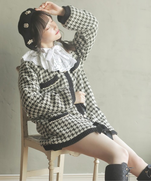 Swankiss(スワンキス)の「HB ribbon tweed knit C/D(カーディガン/ボレロ・レディース・ピンク/ベージュ/ブラック・FREE)」の2枚目の写真