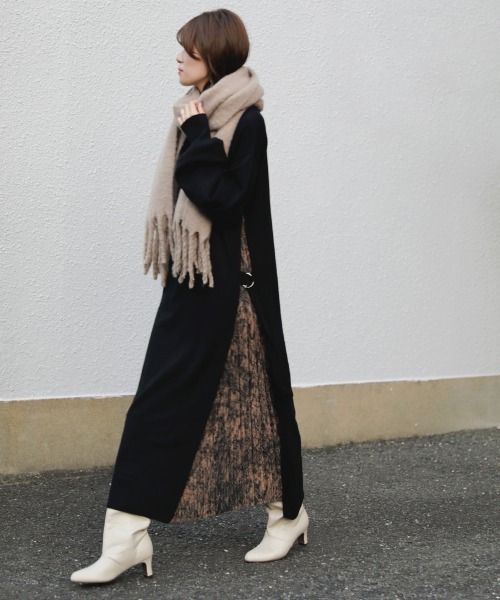 Bou Jeloud（ブージュルード）の「【WEB限定】サイドプリーツタートルニットワンピース（ワンピース・レディース・ブラック/ブラック系その他/ブラウン/グレイッシュベージュ・FREE）」の17枚目の写真