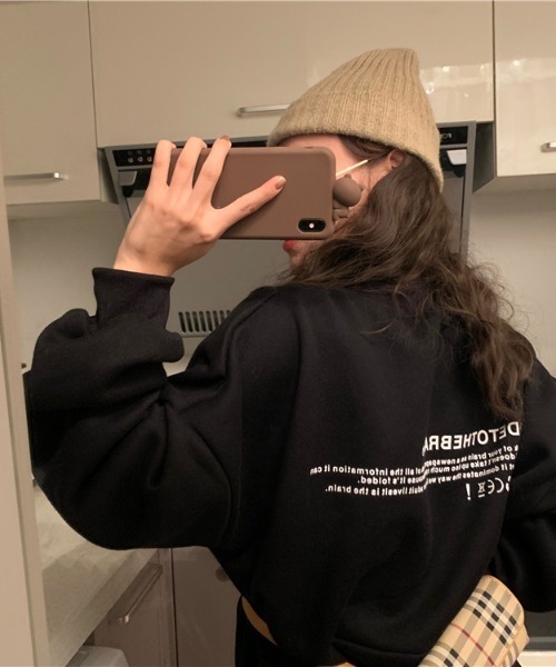 CLEA（クレア）の「バッグロゴプリントオーバー長袖Tシャツ/トップス（Tシャツ/カットソー・レディース・ホワイト/ブラック/グレー・FREE/L/M/XL）」の9枚目の写真