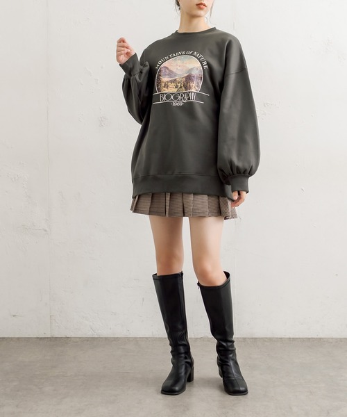 OLIVE des OLIVE（オリーブデオリーブ）の「ゆるプリントプルオーバー（スウェット・レディース・ライトグレー/アイボリー/ラベンダー/スミクロ・FREE）」の11枚目の写真