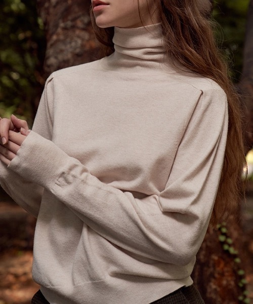 deBURN（デバーン）の「【deBURN 】パフスリーブ タートルネックニット / puff sleeve turtle_KN（ニット/セーター・レディース・ブラック/ブラウン/カーキ/ライトベージュ・FREE）」の17枚目の写真