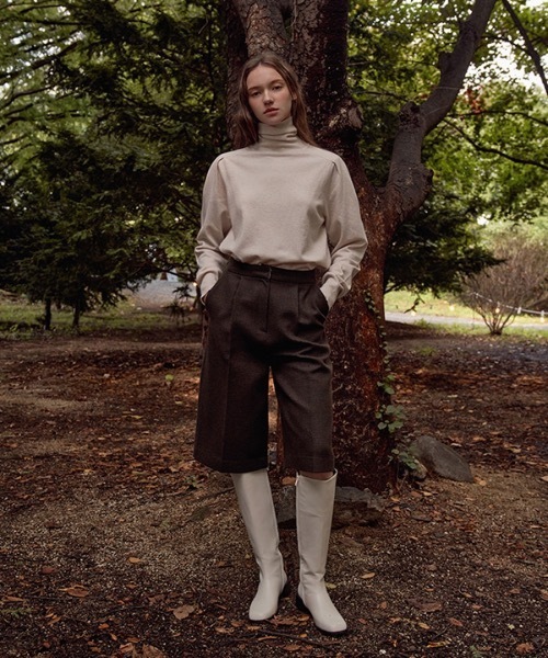 deBURN（デバーン）の「【deBURN 】パフスリーブ タートルネックニット / puff sleeve turtle_KN（ニット/セーター・レディース・ブラック/ブラウン/カーキ/ライトベージュ・FREE）」の14枚目の写真