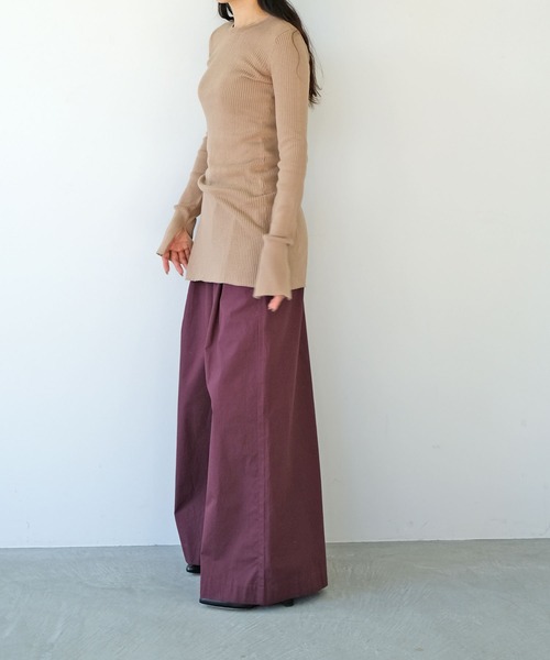 AKTE(アクテ)の「サイドスリットリブニットプルオーバー(ニット/セーター・レディース・イエロー/ベージュ・FREE)」の17枚目の写真