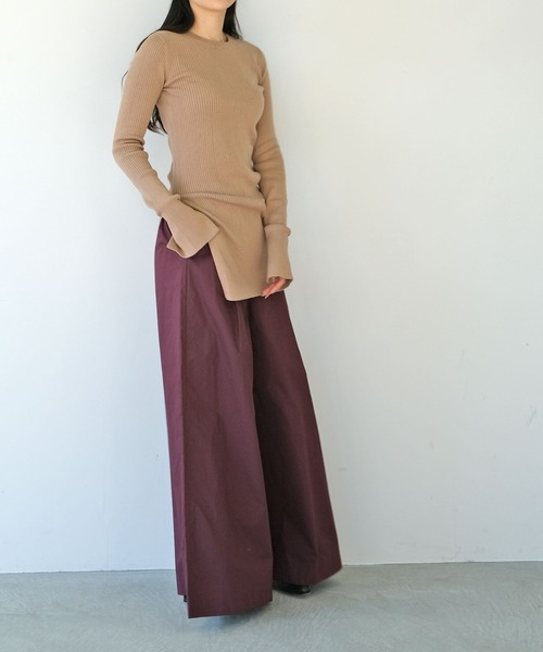 AKTE(アクテ)の「サイドスリットリブニットプルオーバー(ニット/セーター・レディース・イエロー/ベージュ・FREE)」の18枚目の写真