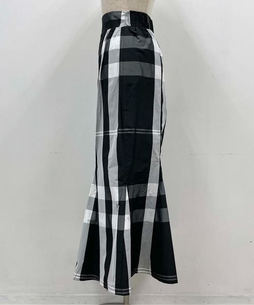 PICCIN（ピッチン）の「チェック柄マーメイドスカート（スカート・レディース・ホワイト/ネイビー/ブラック・M）」の8枚目の写真