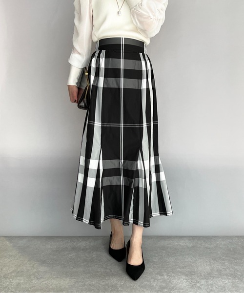 PICCIN（ピッチン）の「チェック柄マーメイドスカート（スカート・レディース・ホワイト/ネイビー/ブラック・M）」の21枚目の写真