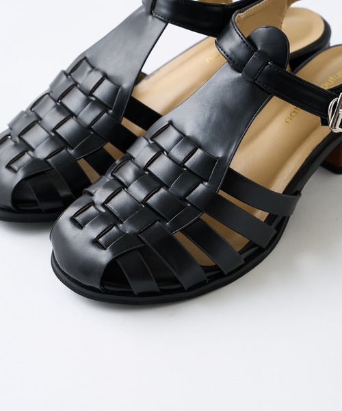 natural couture（ナチュラルクチュール）の「ウッドヒールグルカサンダル（サンダル・レディース・ブラック/ブラウン/オフホワイト・MEDIUM/LARGE）」の13枚目の写真