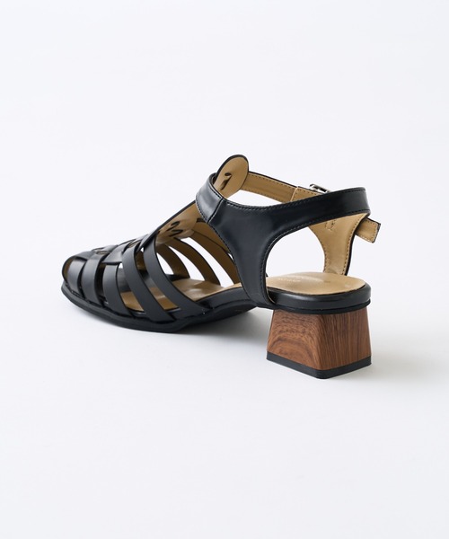 natural couture（ナチュラルクチュール）の「ウッドヒールグルカサンダル（サンダル・レディース・ブラック/ブラウン/オフホワイト・MEDIUM/LARGE）」の14枚目の写真