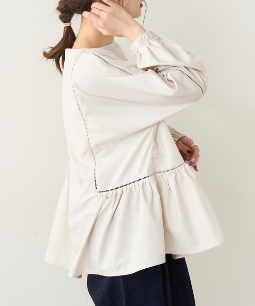 PUAL CE CIN（ピュアルセシン）の「【Du noir】はしごレースプルオーバーブラウス（シャツ/ブラウス・レディース・ブラック/アイボリー・FREE）」の2枚目の写真