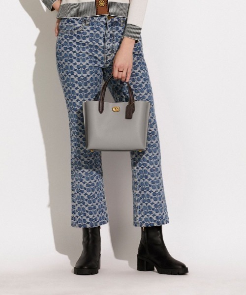 COACH（コーチ）の「ウィロウ トート 24 カラーブロック ウィズ