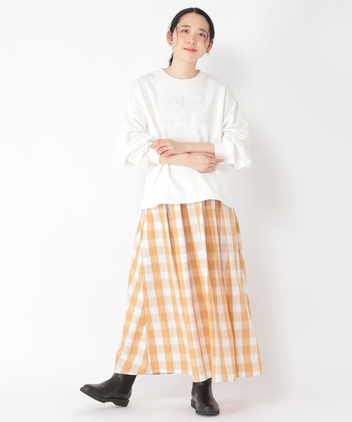 studio CLIP（スタディオクリップ）の「刺繍カレッジ裏毛プルオーバー（スウェット・レディース・モカ/ラベンダー/アイボリー・FREE）」の6枚目の写真