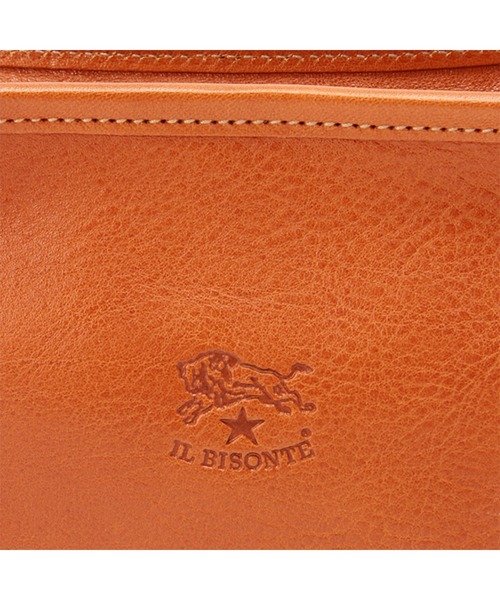 IL BISONTE(イルビゾンテ)の「IL BISONTE / ORIGINAL LEATHER / クロスボディバッグ(ショルダーバッグ・レディース・ダークブラウン/グレー/ナチュラル/グリーン/ライトブラウン/ブラック/オリーブ/ネイビー/レッド/レンガ・FREE)」の16枚目の写真