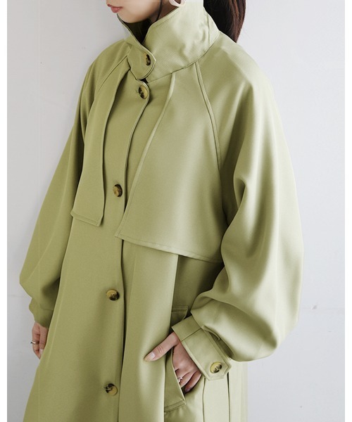 and it_（アンドイット）の「ボリュームスリーブトレンチコート（トレンチコート・レディース・ライトカーキ/ベージュ・M）」の11枚目の写真