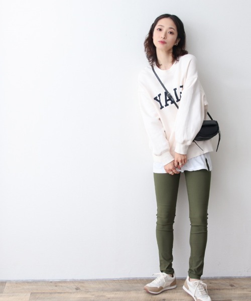 Social GIRL(ソーシャルガール)の「ストレッチスキニーレギンスパンツ(その他パンツ・レディース・ブラック/ベージュ/ネイビー/カーキ・M/L/LL)」の9枚目の写真