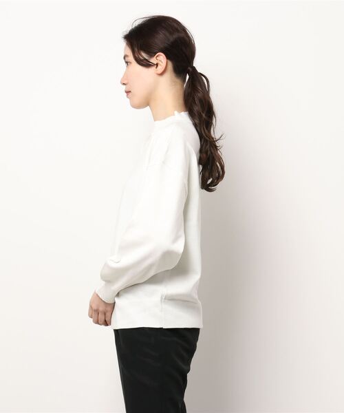 Lugnoncure（ルノンキュール）の「袖ボリュームニット（ニット/セーター・レディース・ブラック/オフホワイト/ブルー/グリーン・ﾌﾘ-）」の6枚目の写真