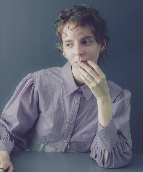 and cloud（アンドクラウド）の「Pearl Long Necklace（ネックレス・レディース・ブラック/シルバー/イエローゴールド・FREE）」の9枚目の写真