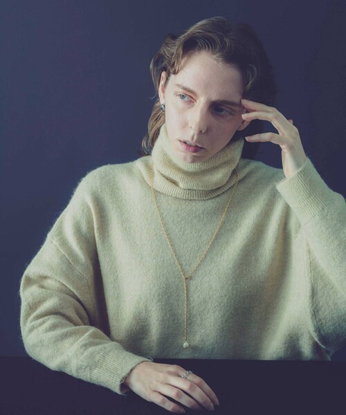 and cloud（アンドクラウド）の「Pearl Long Necklace（ネックレス・レディース・ブラック/シルバー/イエローゴールド・FREE）」の3枚目の写真