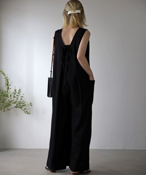 UNFIELD(アンフィールド)の「【UNFIELD】麻混バックリボンサロペット(サロペット/オーバーオール・レディース・ブラック/ベージュ・FREE)」の9枚目の写真
