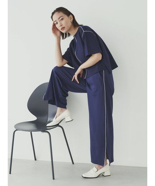 COTORICA(コトリカ)の「【THE DAYZ TOKYO】パイピングデザインT(Tシャツ/カットソー・レディース・ベージュ/ネイビー・FREE)」の5枚目の写真