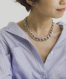 ボリュームチェーンネックレス