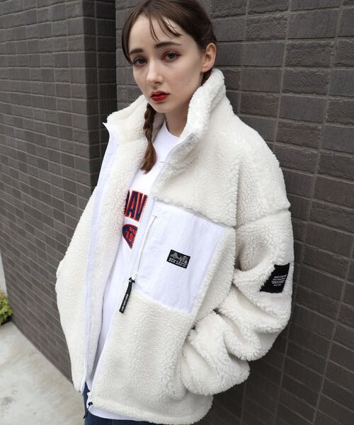 BEN DAVIS/WHITE LABEL（ベンデイビス ホワイトラベル）の「【BEN DAVIS(ベンデイビス)】BOA STAND COLLAR JACKET / シープ ボア スタンドカラー ジップ ブルゾン（その他アウター・メンズ・ホワイト/ブラック/その他1/A・MEDIUM/LARGE/X-LARGE）」の5枚目の写真
