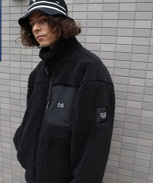 BEN DAVIS/WHITE LABEL（ベンデイビス ホワイトラベル）の「【BEN DAVIS(ベンデイビス)】BOA STAND COLLAR JACKET / シープ ボア スタンドカラー ジップ ブルゾン（その他アウター・メンズ・ホワイト/ブラック/その他1/A・MEDIUM/LARGE/X-LARGE）」の19枚目の写真