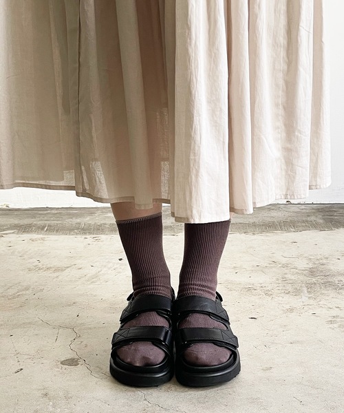 SHIZUTA（シズタ）の「SZT:配色ライン　クルーリブソックス 　S　M　L　子供ソックス　大人ソックス（ソックス/靴下・レディース・ネイビー/モスグリーン/ストーン/レディッシュグレー/ライトイエロー/ライラック/スモークピンク/グレイッシュベージュ・S/M/L）」の9枚目の写真