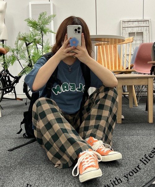 kutir(クティール)の「アソートTシャツ(Tシャツ/カットソー・レディース・ネイビー/ライトブルー/グリーン/オレンジ/ブラック/ピンク・FREE)」の4枚目の写真