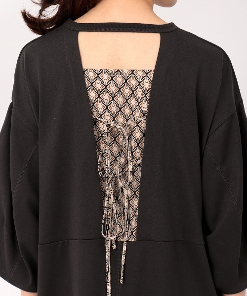 チチカカ（チチカカ）の「タックスリーブコンビワンピース（ワンピース・レディース・ブラウン/レッド/グリーン・FREE）」の17枚目の写真