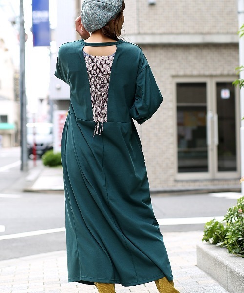 チチカカ（チチカカ）の「タックスリーブコンビワンピース（ワンピース・レディース・ブラウン/レッド/グリーン・FREE）」の7枚目の写真