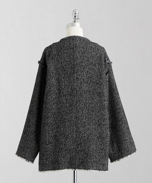 Loeff LOEFF(ロエフ)の「<LOEFF>ヘリンボーン フリンジ ノーカラーコート(ノーカラーコート)」 - WEAR