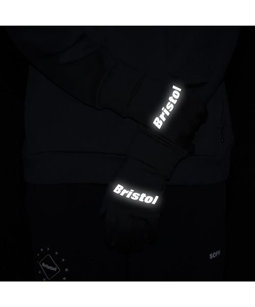 F.C.Real Bristol（エフシーレアルブリストル）の「POLARTEC FLEECE TOUCH GLOVES（手袋・メンズ・ネイビー/ブラック/グレー・FREE）」の15枚目の写真
