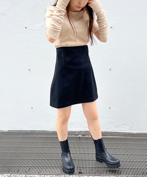 one way（ワンウェイ）の「ハイウエスト台形スカート（スカート・レディース・ホワイト/ブラック/ブルー・FREE/M/S）」の21枚目の写真