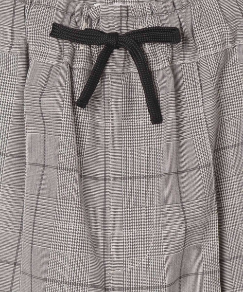 GLOBAL WORK（グローバルワーク）の「サマ楽テーパードパンツ/269098（その他パンツ・キッズ・ブラック/ダークブラウン/オレンジ/グリーン/グレー・110cm/100cm/120cm/130cm/140cm/150cm/160cm）」の7枚目の写真