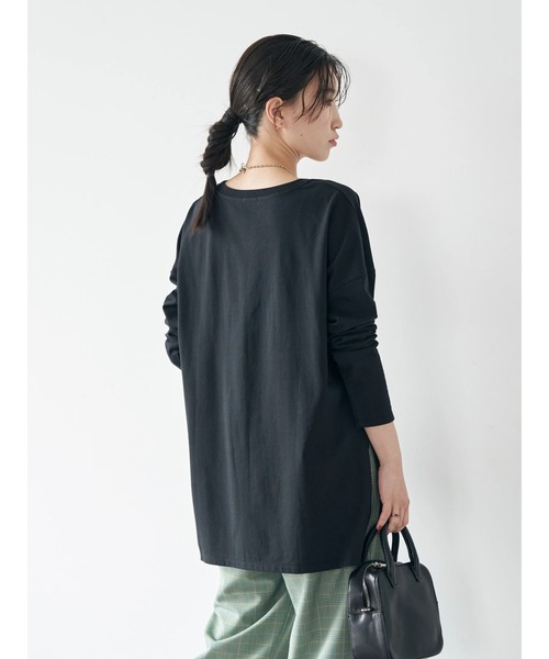 earth music&ecology（アースミュージックアンドエコロジー）の「刺繍ロゴロンT（Tシャツ/カットソー・レディース・ブラック/ベージュ/オフホワイト/ミント・FREE）」の9枚目の写真