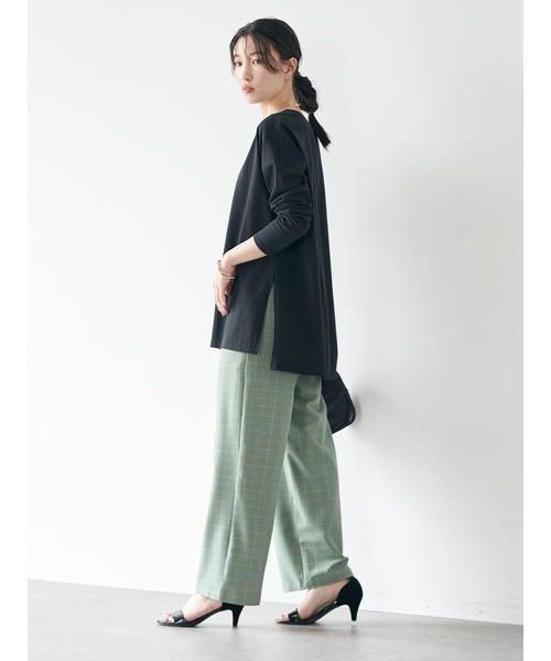 earth music&ecology（アースミュージックアンドエコロジー）の「刺繍ロゴロンT（Tシャツ/カットソー・レディース・ブラック/ベージュ/オフホワイト/ミント・FREE）」の12枚目の写真