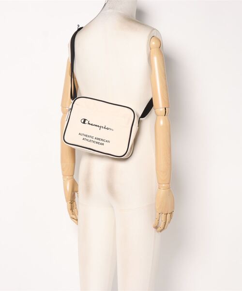 Champion(チャンピオン)の「チャンピオン イメルダ ショルダーバッグ 63491(ショルダーバッグ・レディース・チャコールグレー/グレー系その他/オフホワイト・FREE)」の7枚目の写真