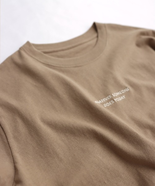 andme（アンドミー）の「ミニエンブロイダリーロゴ長袖Tシャツ（Tシャツ/カットソー・レディース・チャコールグレー/ベージュ/ホワイト×レッド/ホワイト×グリーン/ホワイト×ブラック/ホワイト×パープル・M）」の10枚目の写真