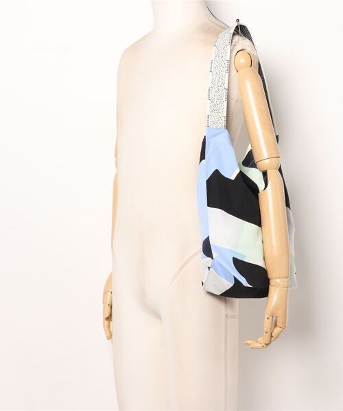 Tricote(トリコテ)の「TRICOTE トリコテ / PUZZLE TOTE BAG / TR01BG045(トートバッグ・レディース・ブルー・FREE)」の8枚目の写真