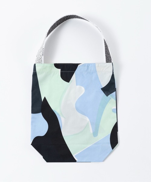 Tricote(トリコテ)の「TRICOTE トリコテ / PUZZLE TOTE BAG / TR01BG045(トートバッグ・レディース・ブルー・FREE)」の2枚目の写真