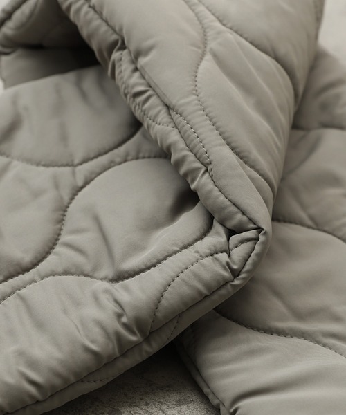 reca（レカ）の「ひょうたんキルトマフラー（マフラー・レディース・アイボリー/ブラック/カーキ・M）」の6枚目の写真