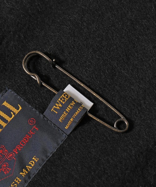 ROOPTOKYO（ループトウキョウ）の「TWEEDMILL/ツイードミル 大判ピュアウールストール マフラー（マフラー・メンズ・ライトベージュ/ダークベージュ/ブラック/ベージュ/ブラウン/イエロー・FREE）」の8枚目の写真