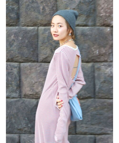 Ungrid（アングリッド）の「バックオープンフィットカットワンピース（ワンピース・レディース・ブラック/オフホワイト/レッド/ブラウン・FREE）」の6枚目の写真