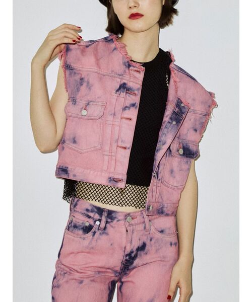 jouetie（ジュエティ）の「2WAYデニムジャケット【セットアップ対応】（デニムジャケット・レディース・ブルー/レッド/ピンク/ブラック・MEDIUM）」の3枚目の写真